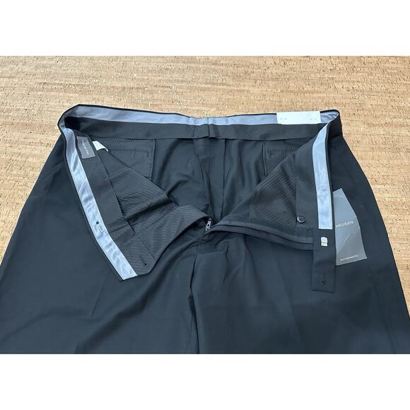 Van Heusen Men's Regular Fit Suit Separates, Black Size 44W X 32L - Picture 4 of 5